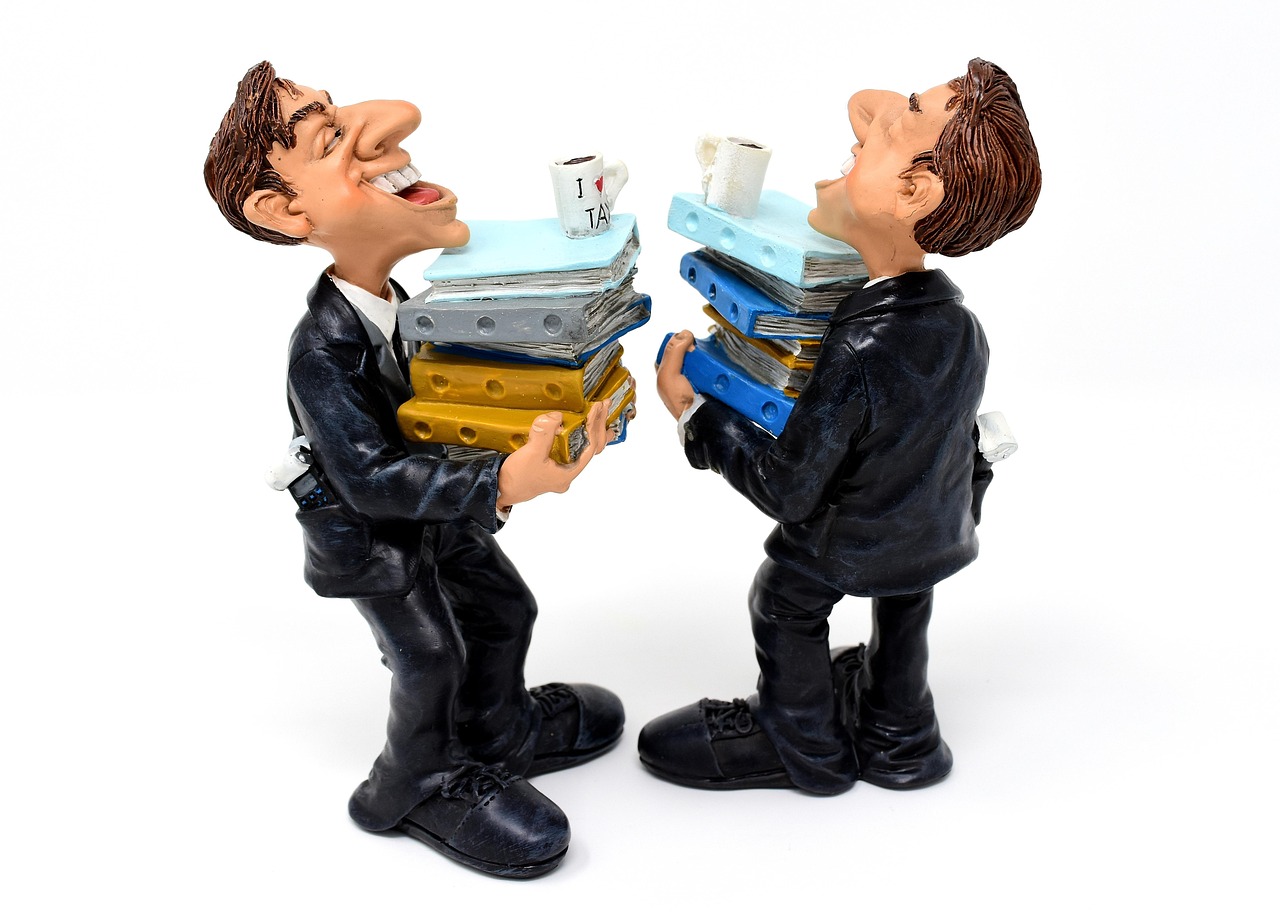 Faut-il choisir l’entreprise individuelle ou la société pour optimiser sa fiscalité ?